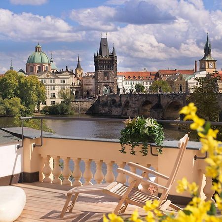 Residence Charles Bridge Prag Eksteriør billede